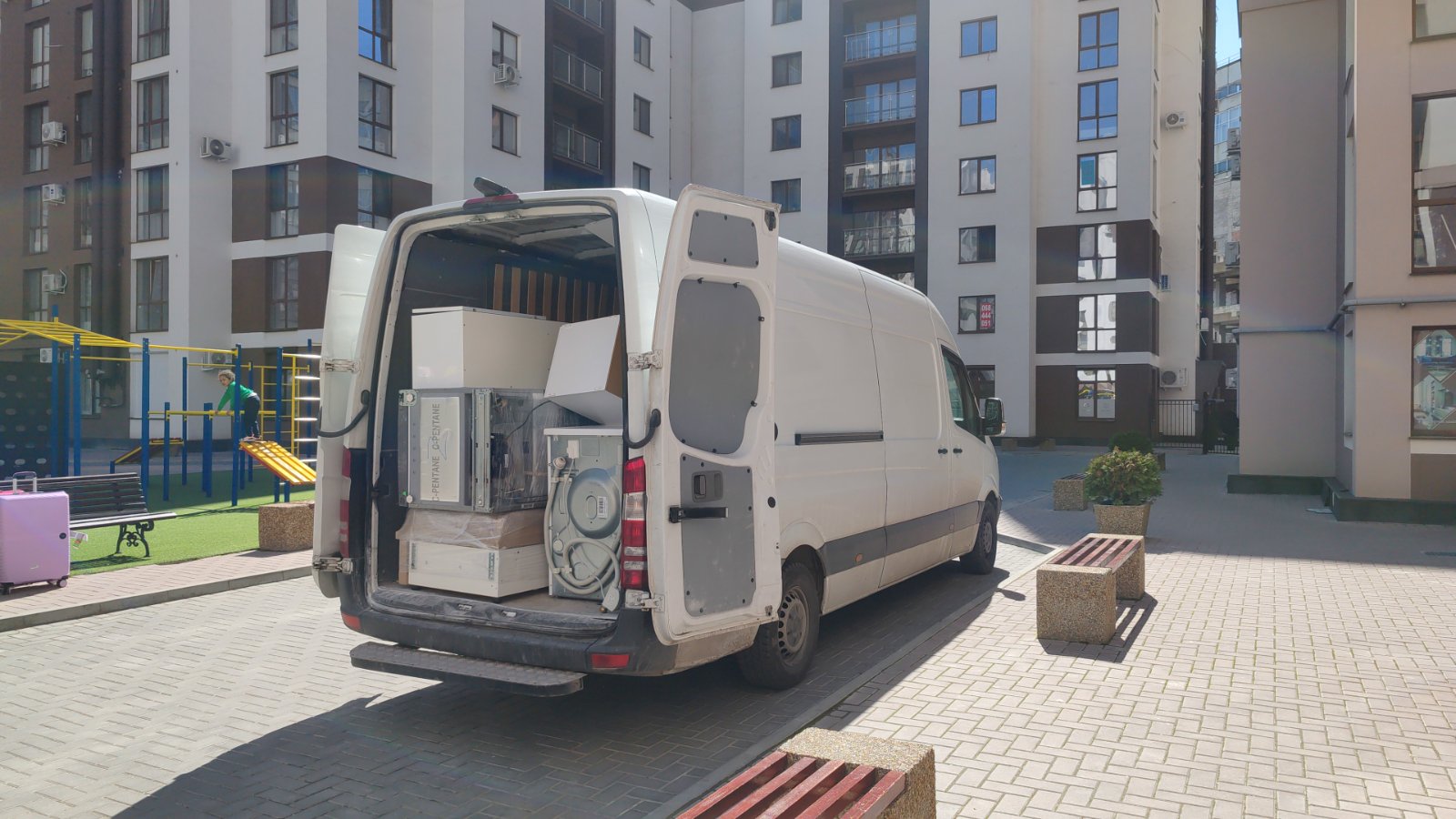 0-02-05-a223b41d128348c0a42897c0153dbe38fd234e5e6b3e3cc0b233a17798e76938_e9a928a41a9e0ab3